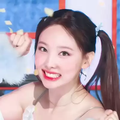 曾雅彤